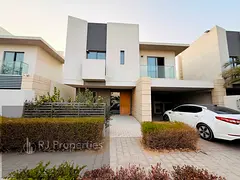 LUXURY 4BHK VILLA FOR RENT SINGLE ROW GARDEN AERA