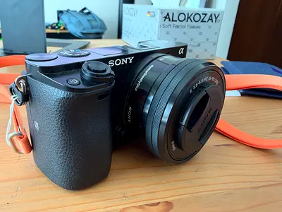 Sony Alpha a6000 + 16-50mm Lens Kit – Barely Used, Bought New 2019