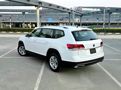Volkswagen Service History / 2 Keys | Volkswagen Teramont 2022 SEL GCC Specifications (Single Owner)