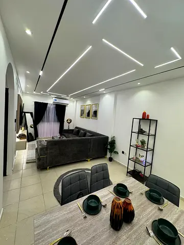شقه غرفاتين وصاله للايجار الشهرى الروضه3