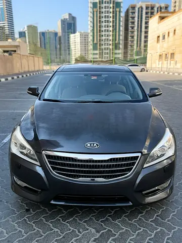 2011 Kia Cadenza EX | GCC Specs | Well Maintained