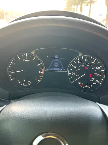 2016 Nissan ALTIMA — фото 8