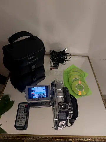 vintage sony camera DCR-DVD505