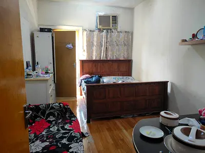 Sharing flat with Kerala family.walkable distance from metro