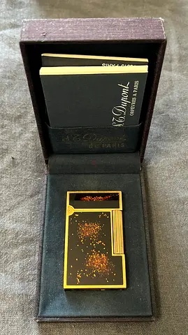 S.T. Dupont Ligne 2 Lighter - Gold Lacquer