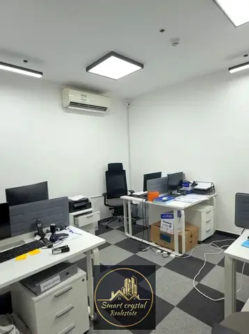 175 SQM Warehouse with premium office space