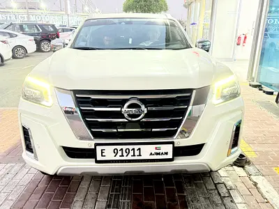 Nissan Xterra Platinum 2023 GCC Specs-agency fee service history under warranty available
