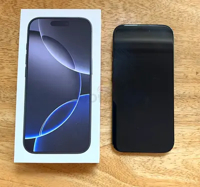 iPhone 16 Pro 256GB - Great Condition with Box. 89% Battery Health