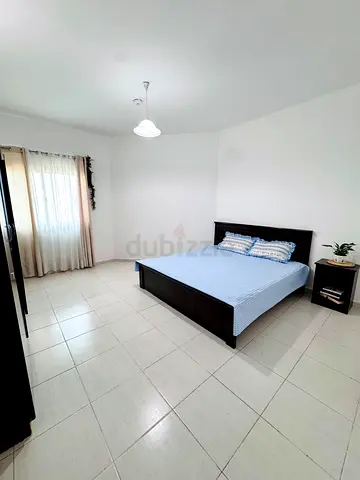 Spacious Private Room