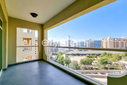 Park Side | Upgraded | Family Friendly
