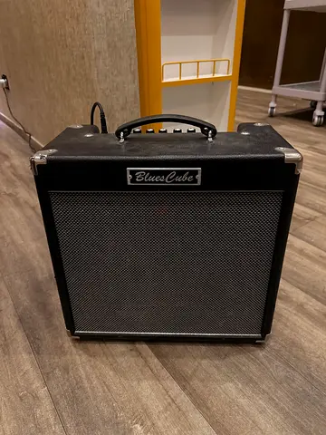 Roland Blues Cube Hot 30W guitar combo amplifier