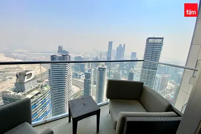 High Floor | Hotel Living | Vacant