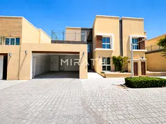 Spacious Layout | Single Row | Ready to Move In