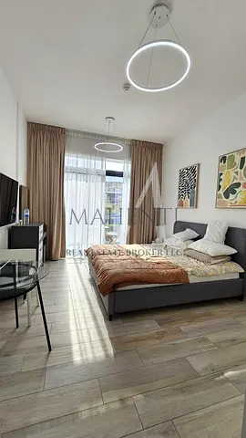 Vacant Furnished Studio | Oxford Residence 2 | Pool View