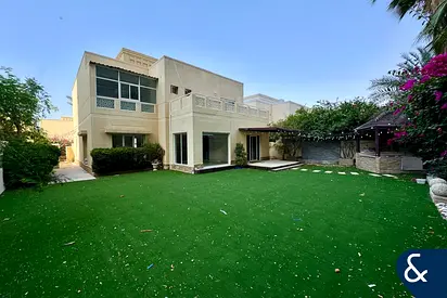5 Bed | Vastu | Meadows 2 | Skyline View