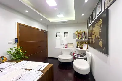PRIME LOCATION| FURNISHED | HIGH FLOOR