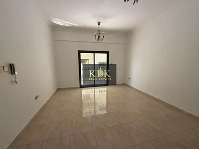شقة فسيحة بغرفة نوم واحدة | لولينا ريزيدنس JVC | إطلالة على الشرفة
