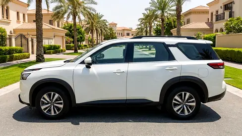 2023 Nissan PATHFINDER photo 3
