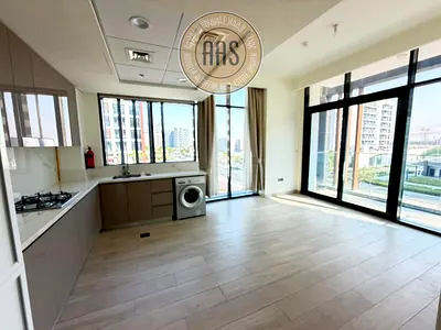 Sami furniched bouliword view 1bhk availabel just 70k in 4 cheques