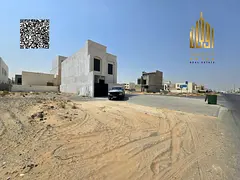 Prime plot on main road with 15m setback
