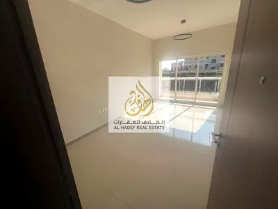 بناية جديدة,باركن مجاني,مساحة واسعة,موقع مميز,سهل الوصول