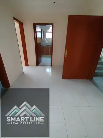 Big offers ready to move 2bhk with balcony family building rent only 25k