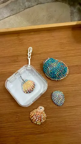Real seashells from the beach crystal bedazzling handmade in Dubai in emarati 120 for the big