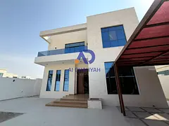 Villa with a private courtyard for sale; beautiful, luxurious finishes.