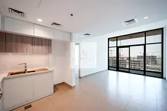 Mid floor l Close to Park l Unfurnished l Vacant