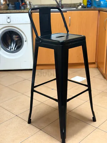 Black Metal Bar Stool with Backrest - Industrial Style