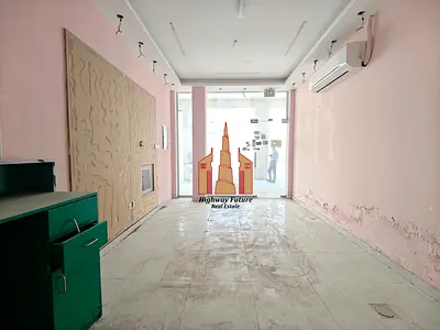 SHOP FOR RENT ON PRIME LOCATION READY TO MOVE