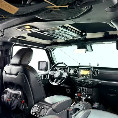 صورة 10 لـ 2020 JEEP GLADIATOR