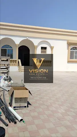 فيلا واسعة للإيجار السنوي في الرملة