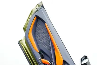 صورة مصغرة 11 لـ 2025 Lamborghini REVUELTO