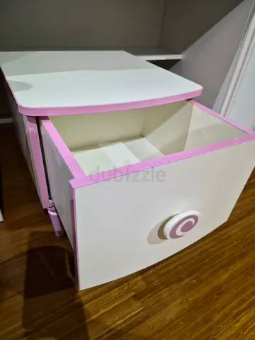Bedside table