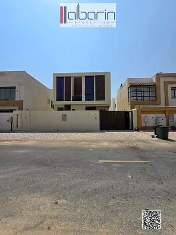 فيلا فاخرة 4 غرف ماستر في الزاهية بسعر 1,550,000 درهم