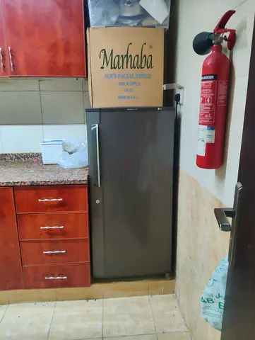 1 room with kitchen  toilet available for rent