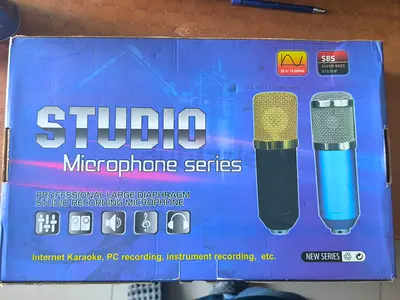 Studio large-diaphragm recording microphone (boxed) - condenser mic for PC/karaoke