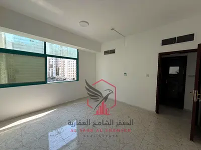 أفخم غرفة وصالة بالمجاز 2 في مبنى متجدد حديثاً بإطلالات بانورامية وصيانة ونظافة يومية وأمن 24 ساعة ومراقبة بالكاميرات و6 دفعات
