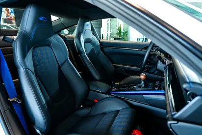 2025 Porsche 911 — миниатюра 16