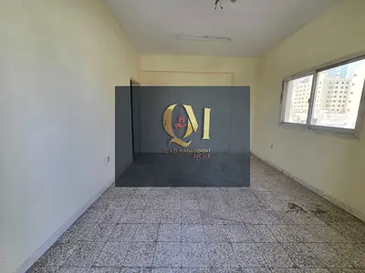 This month last offer luxury 2bhk Apartment with balcony just 28k