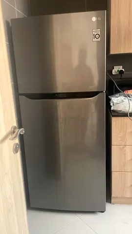 Lg fridge freezer good condition excellent working