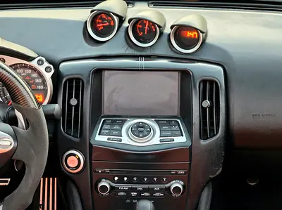 2010 Nissan 370Z — миниатюра 16