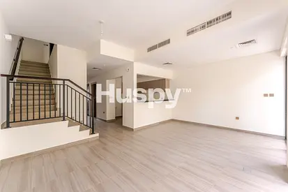 Lake View| Unfurnished | Vacant