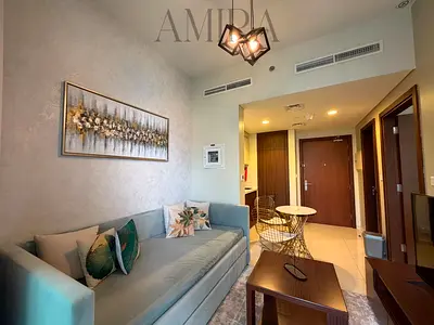 Canal View | Designer Furnished | High Floor | Cozy