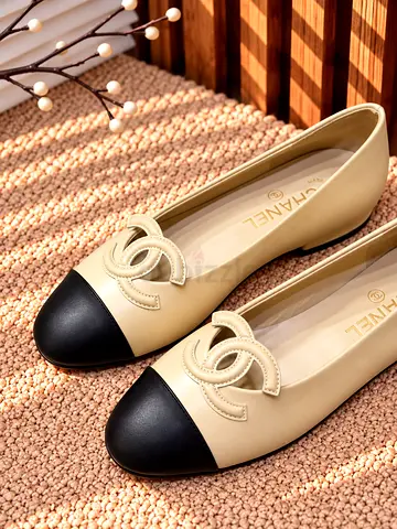 Beige & Black Two-Tone Flat Ballet Shoes (Chanel-style)