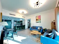 Spacious Layout | Mid Floor | Skyline views