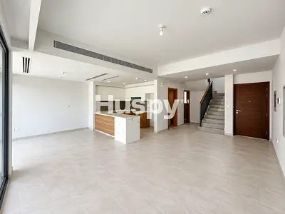 Vacant | Pet Friendly | Near Pool and Park