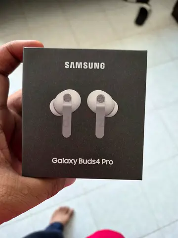 Samsung Galaxy Buds4 Pro - (White)