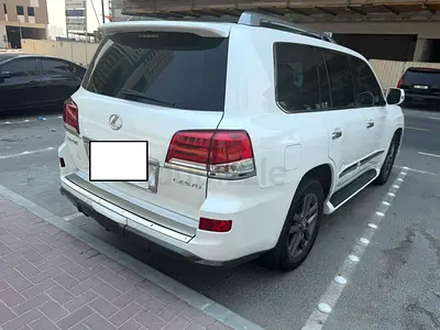 2014 Lexus LX 570 Sport GCC Specs